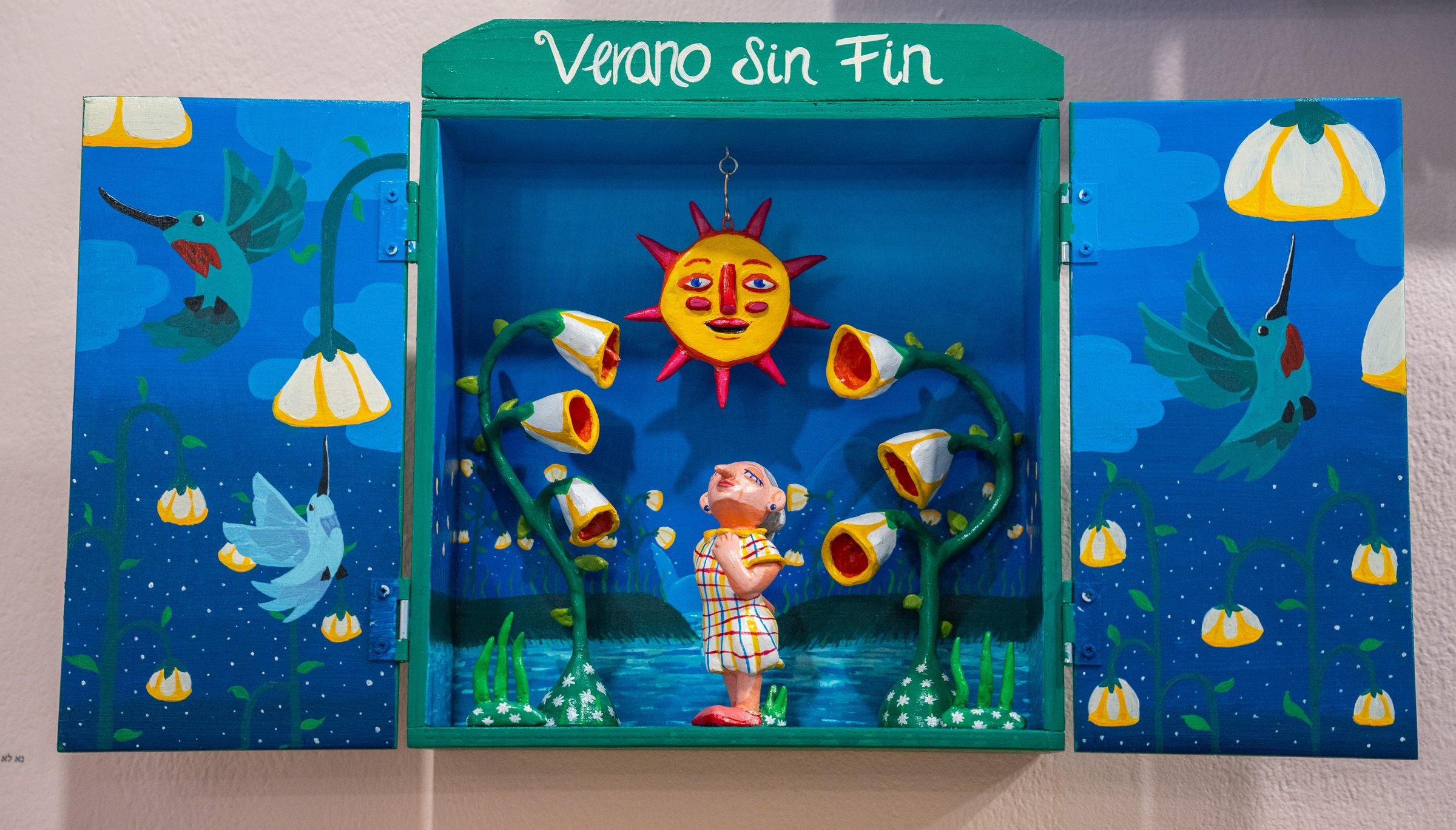 Summer box, detail view